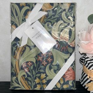 Willams Sonoma Tea Towels